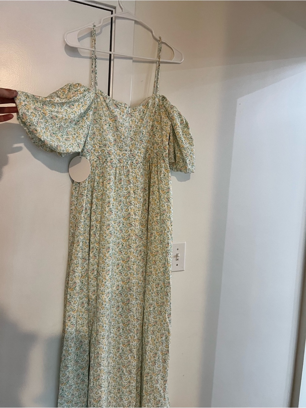 Light Green Floral One-Shoulder Maxi Dress
